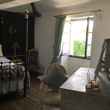 La Cour Blanche Villa Verteuil-sur-Charente Exteriör bild
