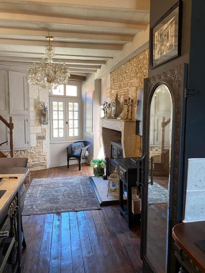 La Cour Blanche Villa Verteuil-sur-Charente Exteriör bild